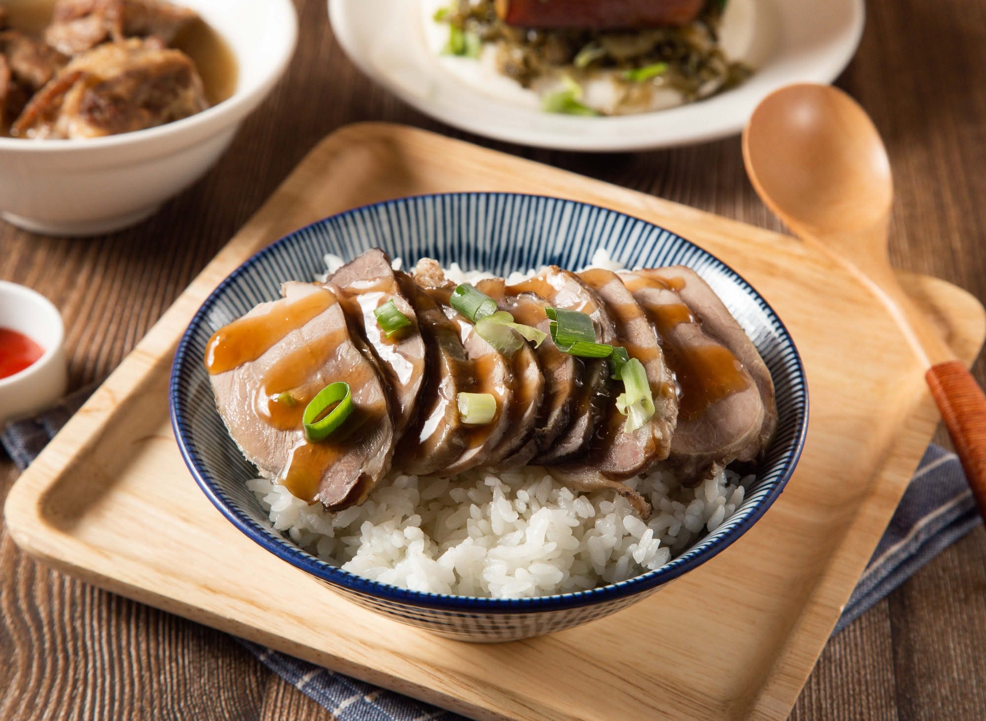 腱子肉飯